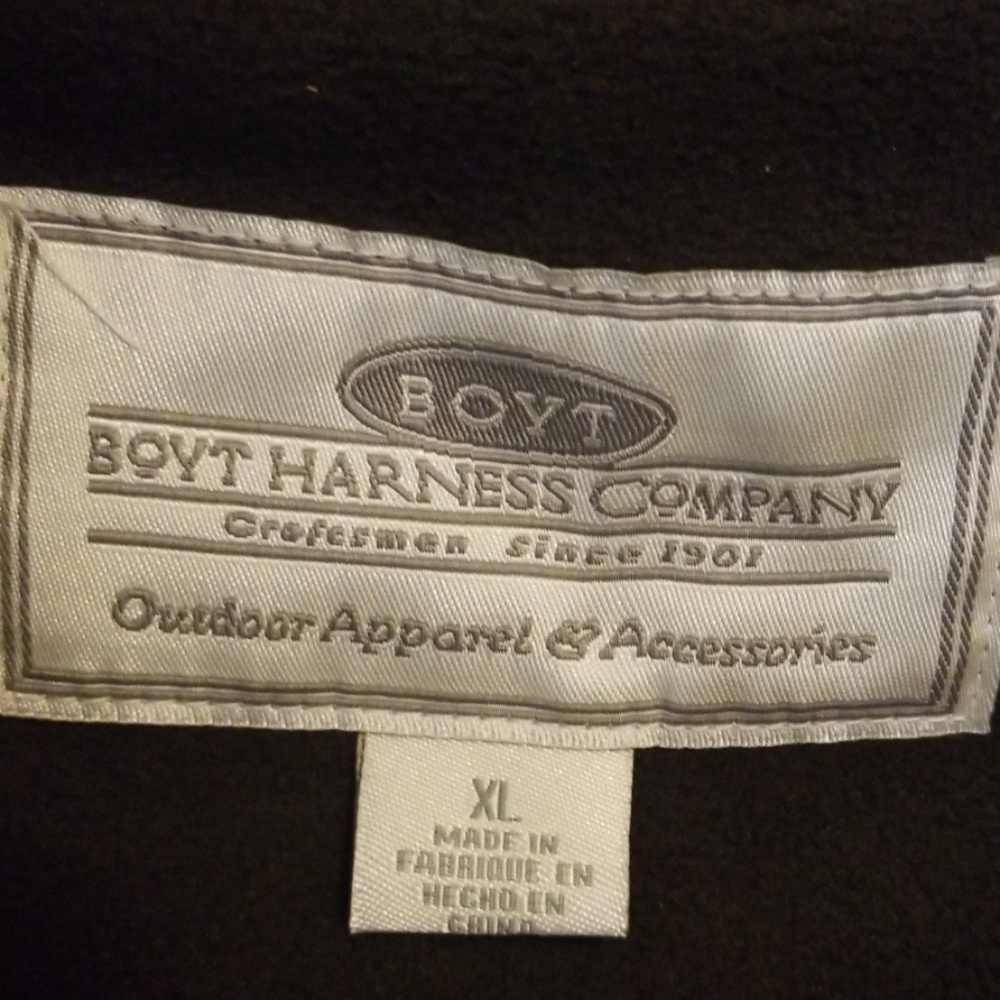 Men's Vest - Picture 4 of 5